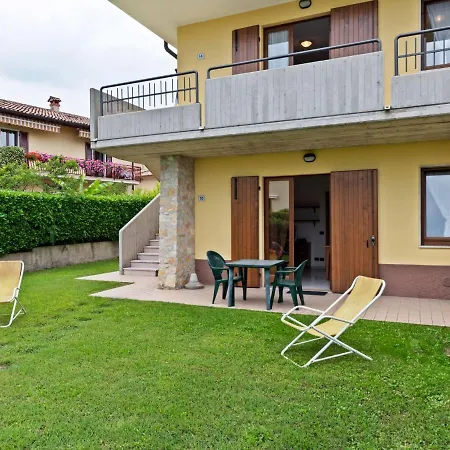 In Near Garda * Lazise