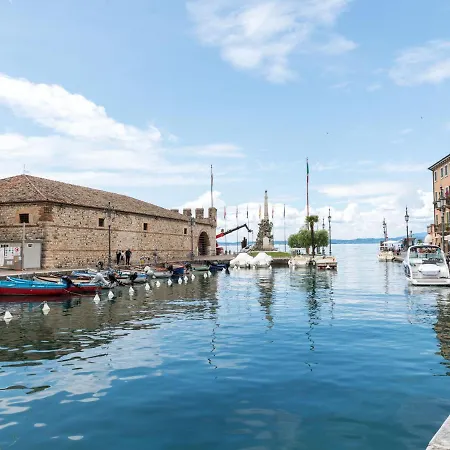 In Near Garda